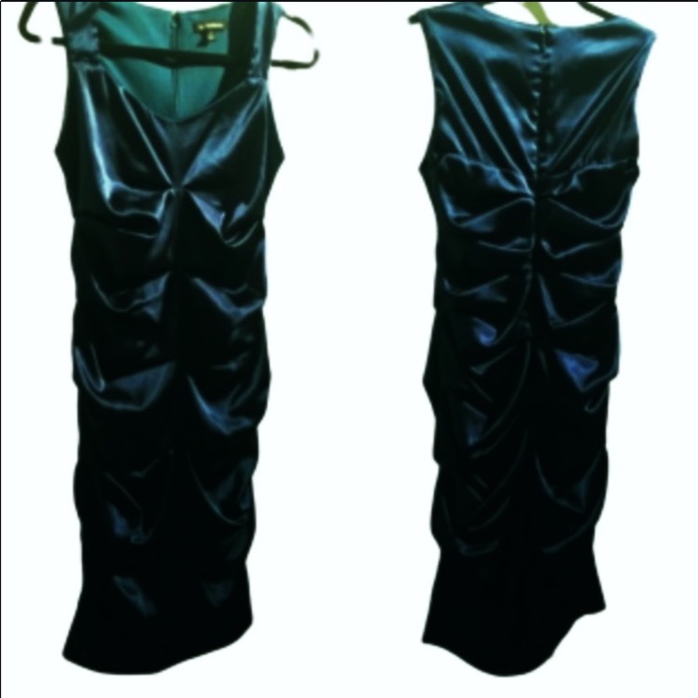 Le Chateau Luxurious Ruched Stretchy Teal Satin Dress !!!!